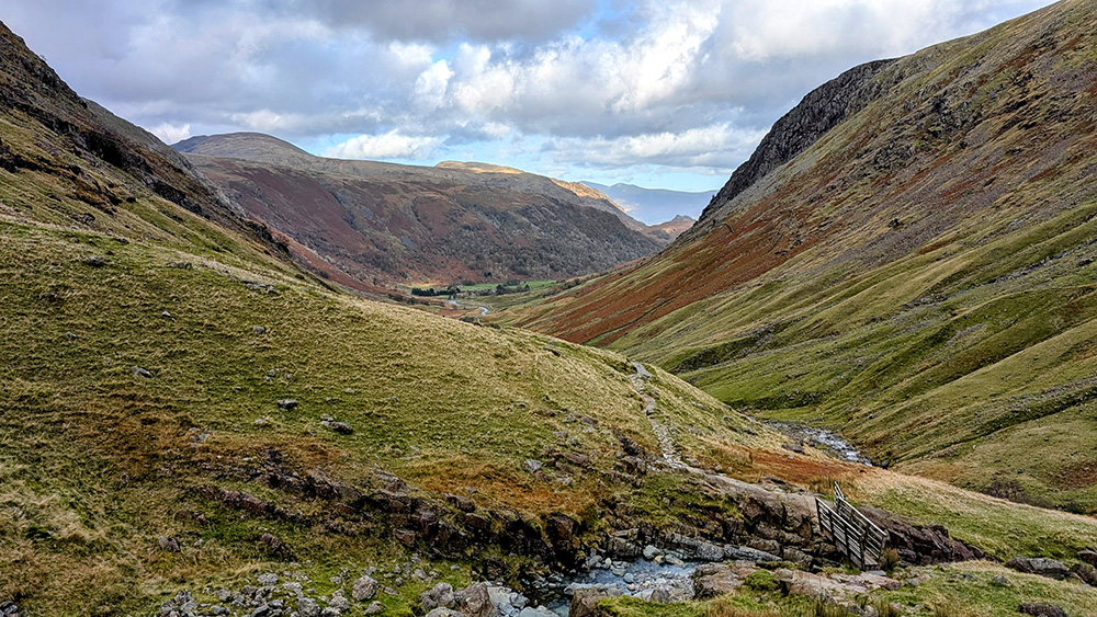 Footbridge over Grains Gill